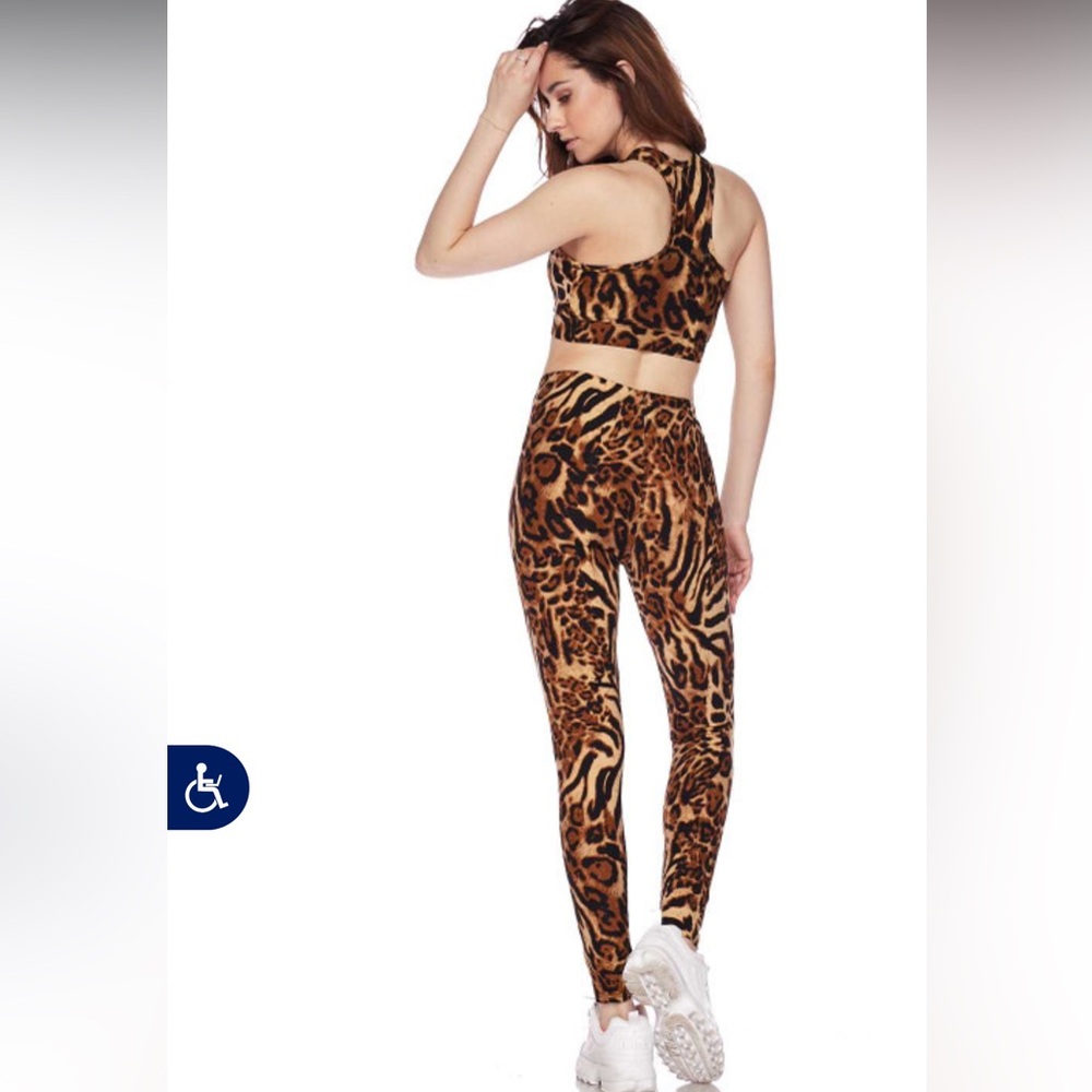 BUTTERY SMOOTH PREDATOR LEOPARD LEGGINGS AND BRA SET size S/M - Picture 2 of 10
